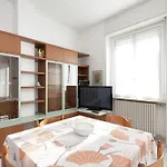 Welcoming In With Pool Appartement *