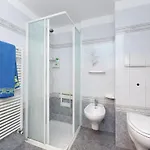 Welcoming In With Pool Appartement *