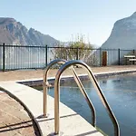 Welcoming In With Pool *