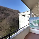 Welcoming In With Pool Διαμέρισμα