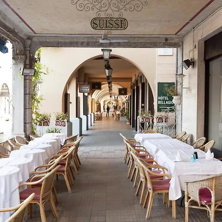 Welcoming In With Pool *