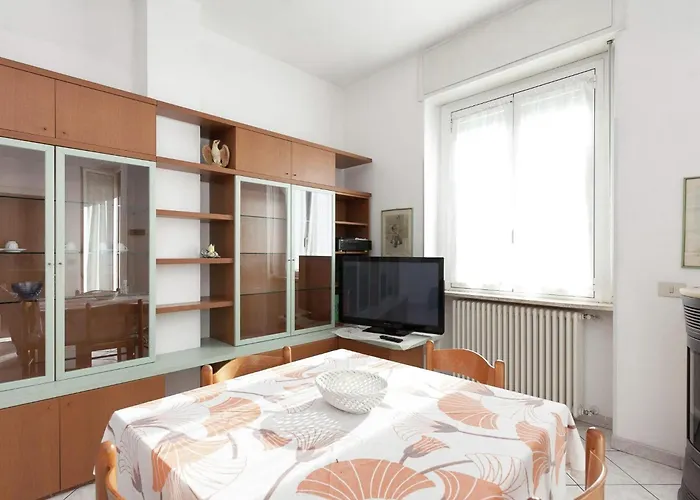 Welcoming In With Pool Apartment *