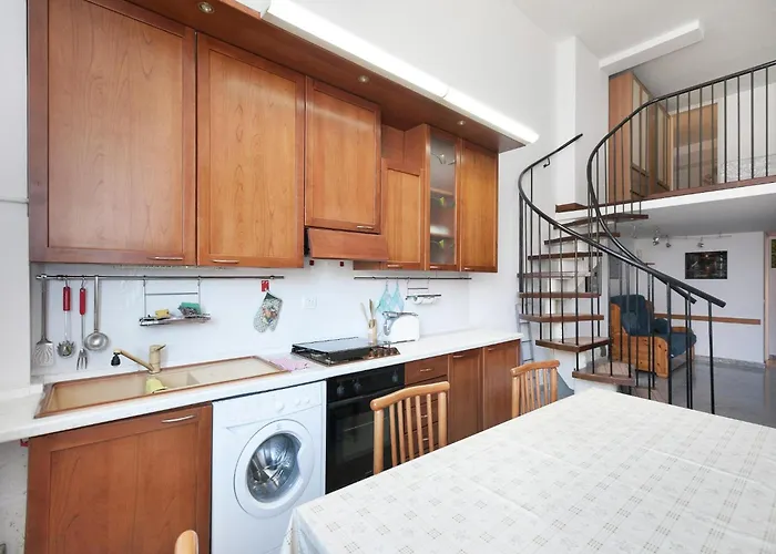Apartment Welcoming In With Pool